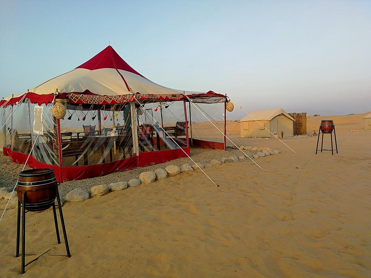 Legend Desert Camp Fulayj al Masha'ikh Εξωτερικό φωτογραφία
